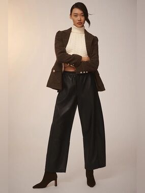Pilcro Anthropologie Izzie Faux Leather Barrel Ankle Pant in Black Small Petite